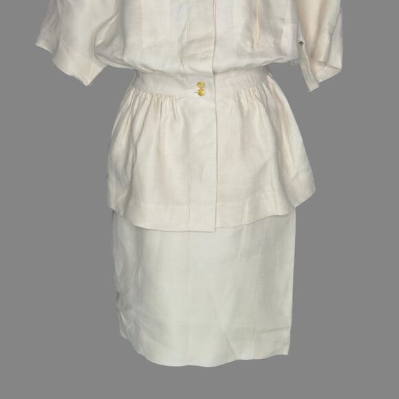 Chanel Boutique US10 Vintage 2 Pc Suit Set 100% Linen Natural Safari Gold Button - Picture 16 of 16